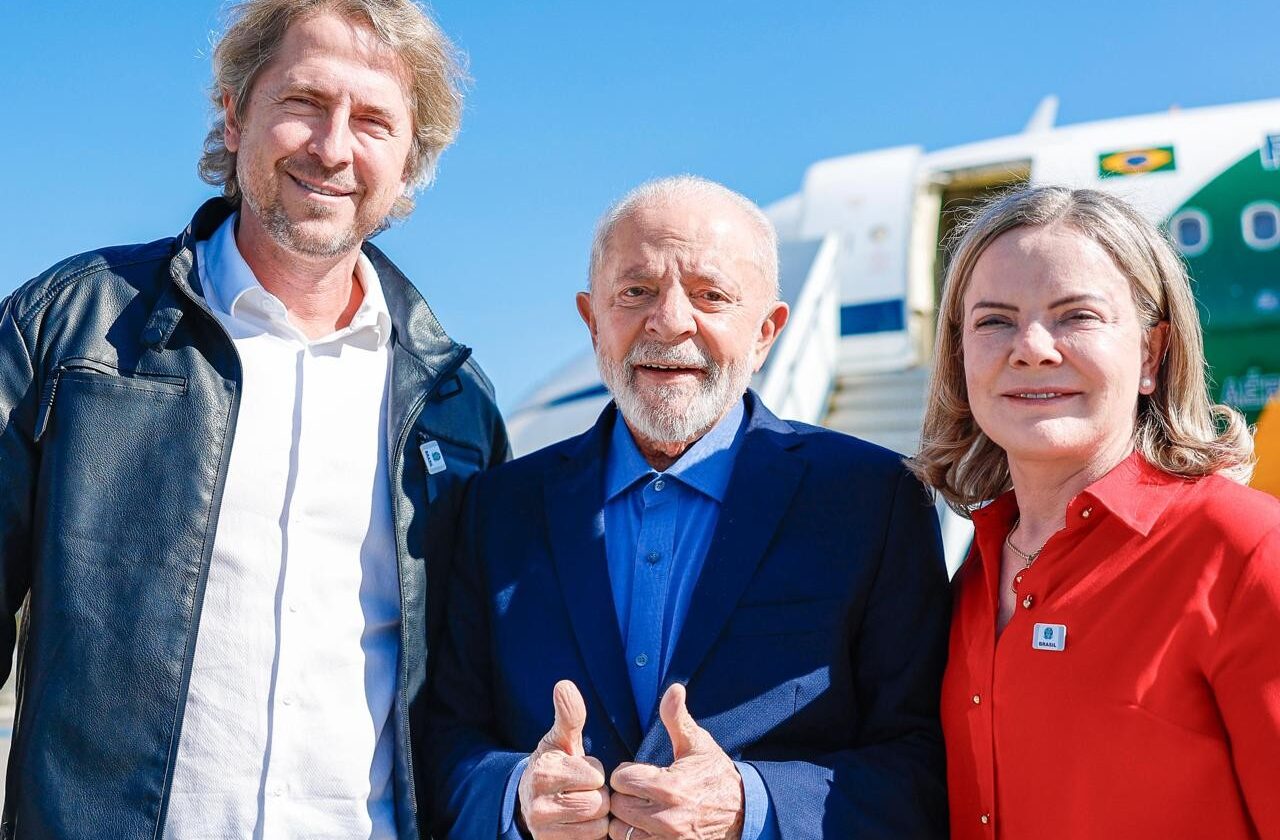 Zeca Dirceu é gigante na política do Paraná, diz Gleisi
